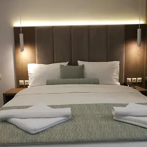 4- Family 3* Metamorfosi (Sithonia)