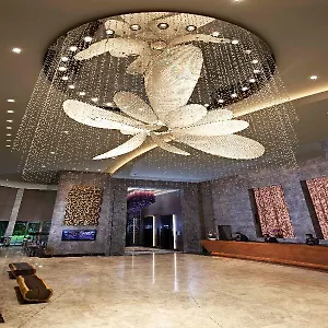 Carlton Hotel