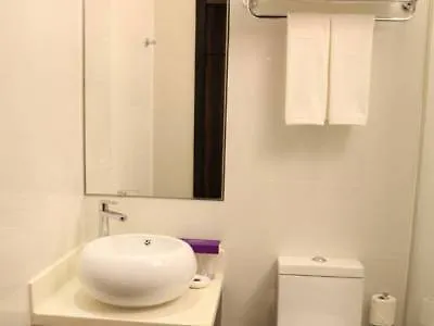 ****  Aqueen Hotel Paya Lebar Singapore Singapore